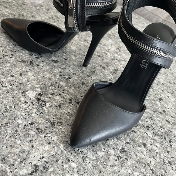 Zipper Pointed Heels - Picture 4 of 6